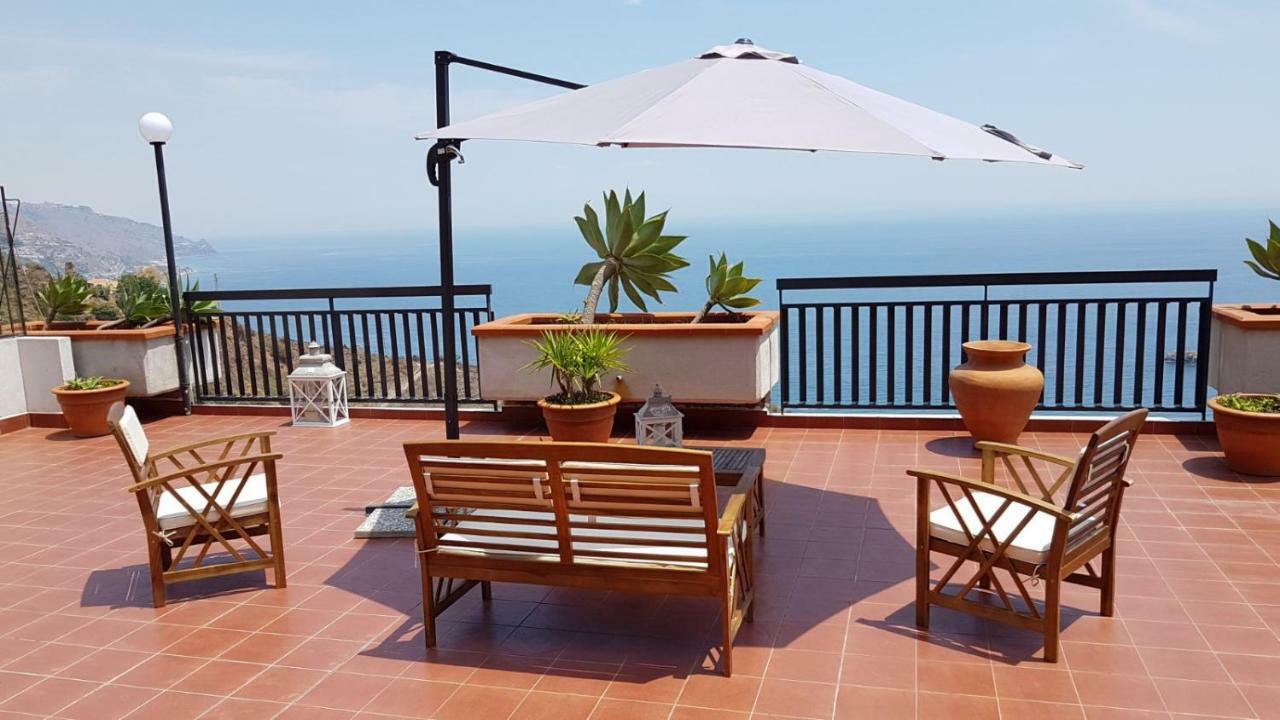 Apartamento Elisa'S House Taormina Exterior foto