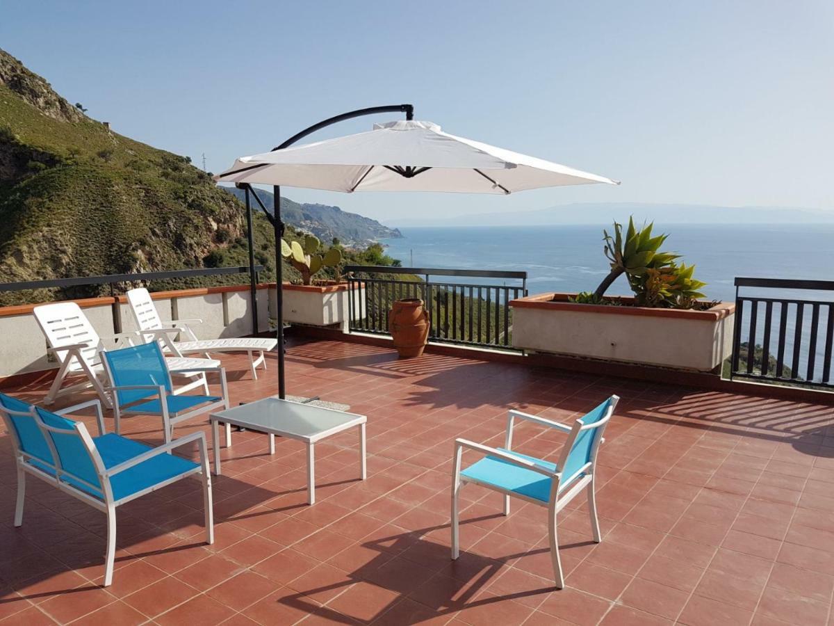 Apartamento Elisa'S House Taormina Exterior foto